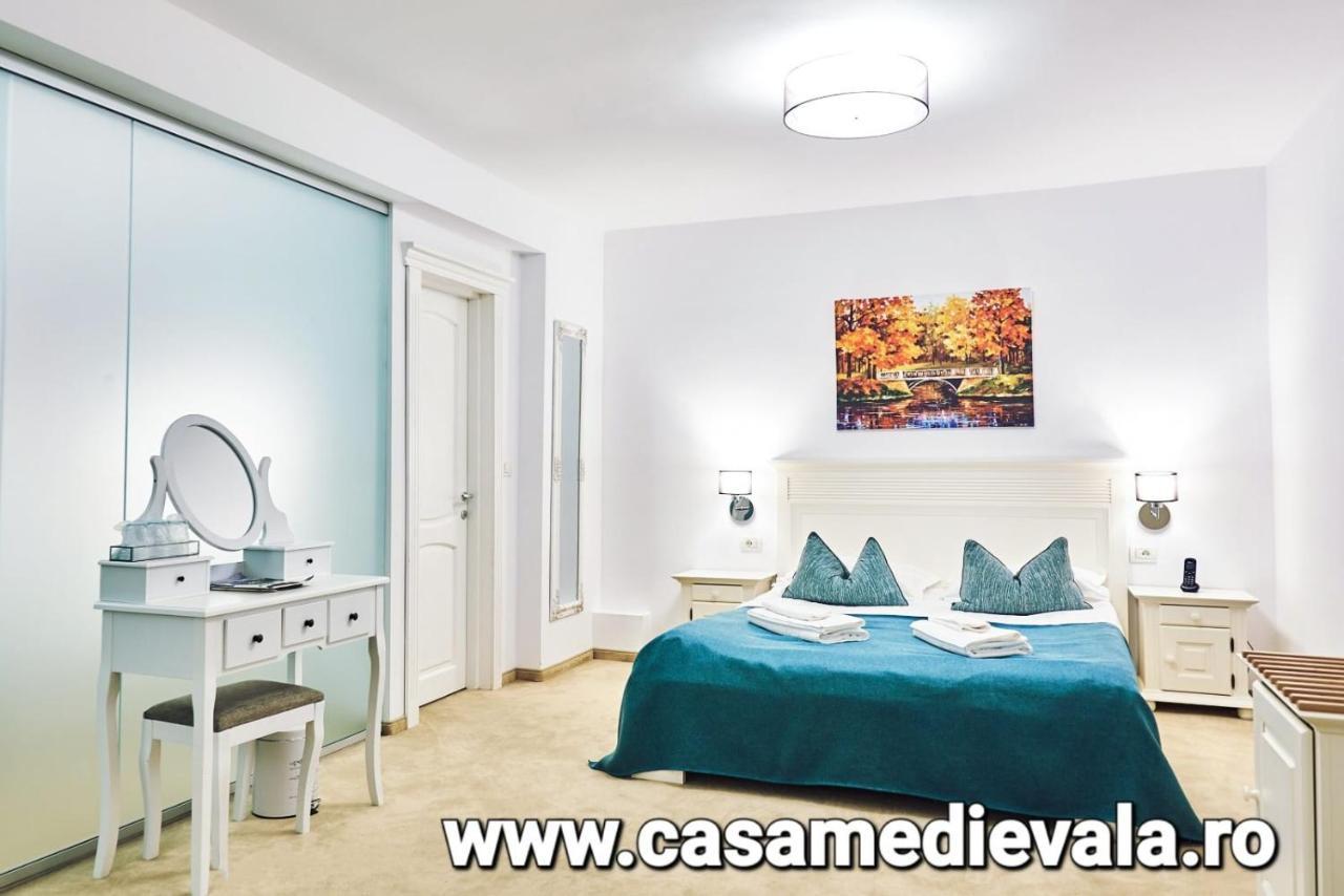 Boutique Hotel Casa Medievala Curtea de Argeş Eksteriør billede